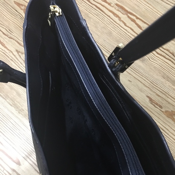 Tory Burch Tote - Picture 8 of 8